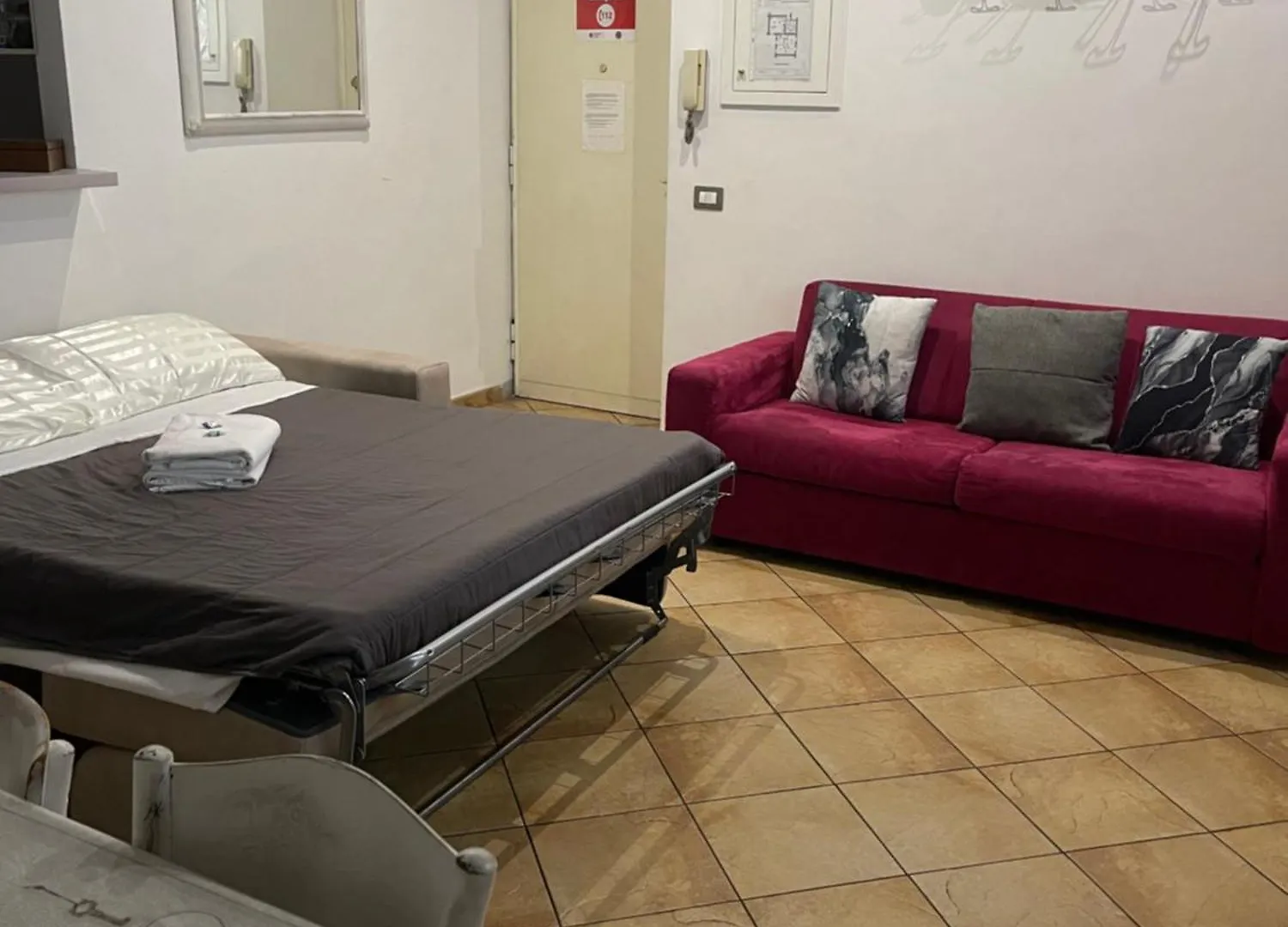 All Suite Colosseo روما إيطاليا